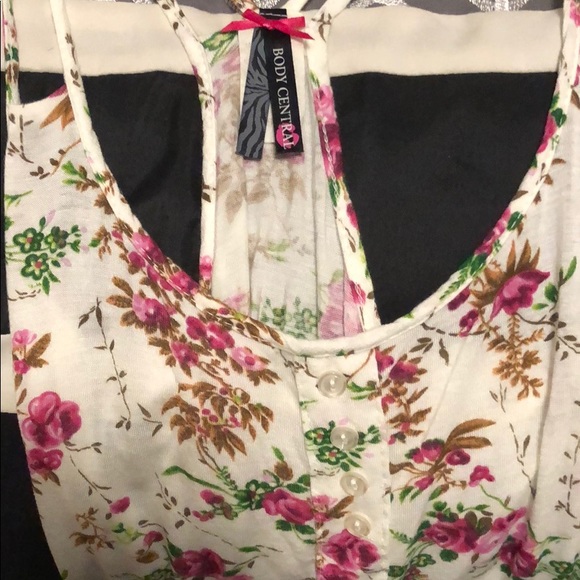 Tank - Picture 3 of 3